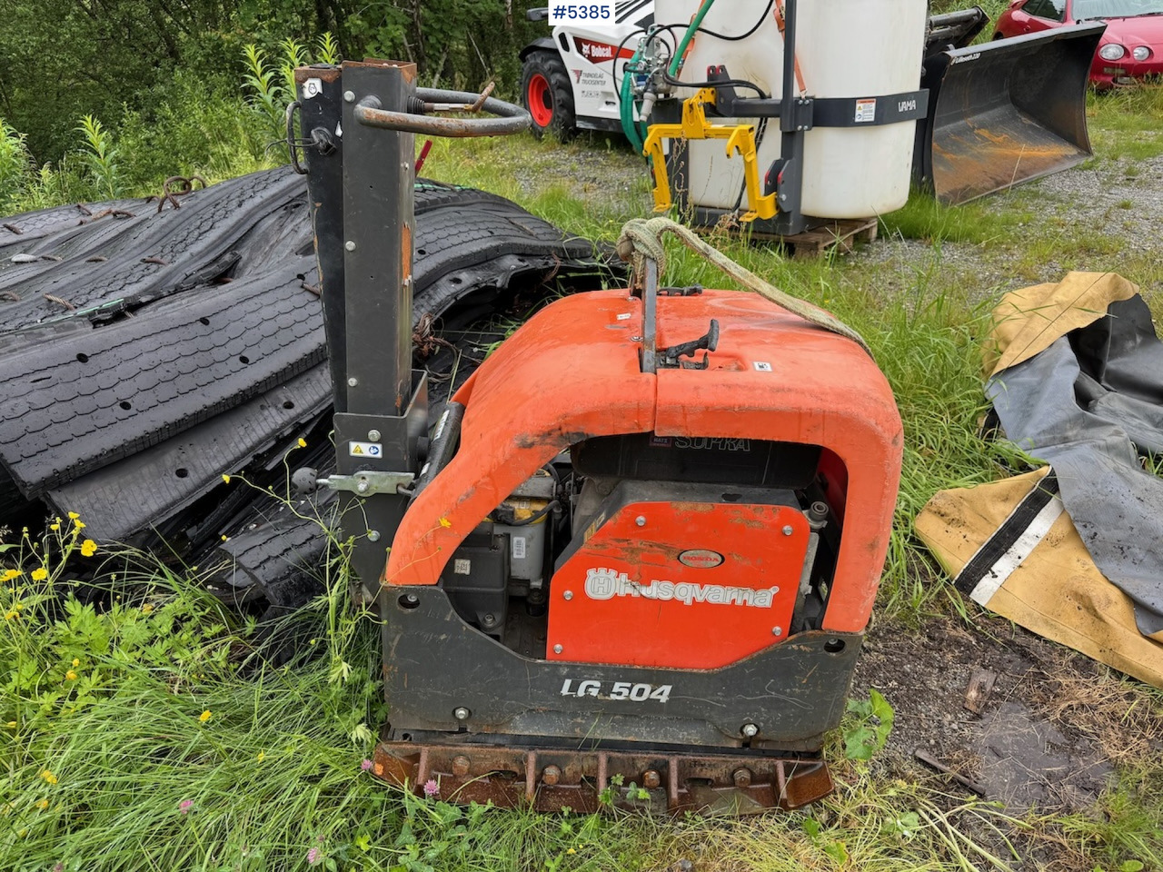 Husqvarna LG 504 Vibrating compactor. - Stroj na obdělávání půdy: obrázek 1 Husqvarna LG 504 Vibrating compactor. - Stroj na obdělávání půdy: obrázek 1