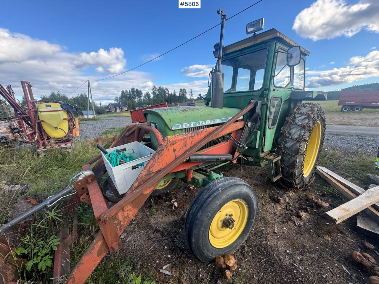 John Deere 2130 - Traktor: obrázek 2 John Deere 2130 - Traktor: obrázek 2