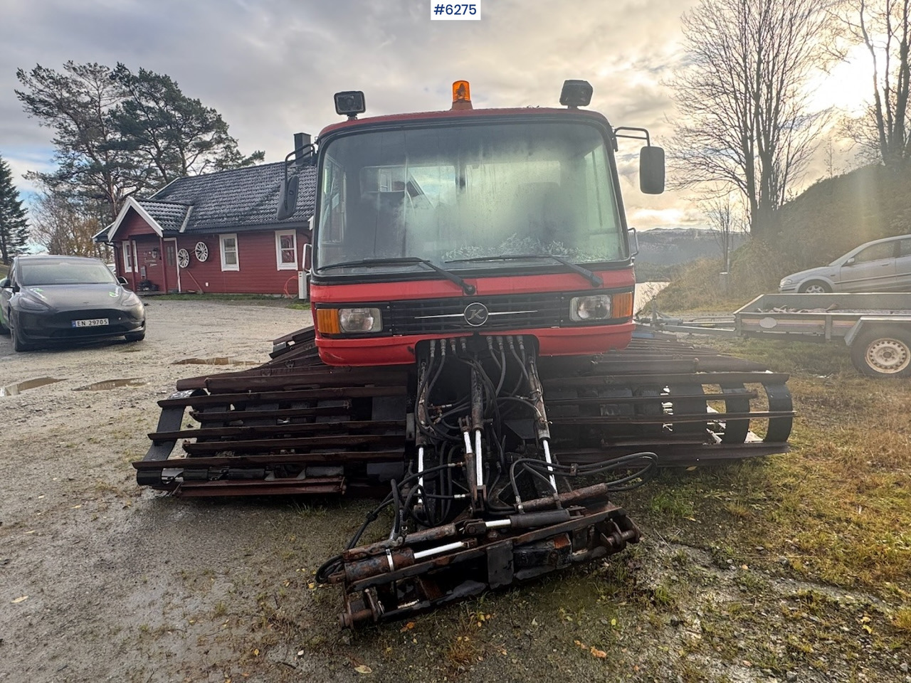 1985 Kässbohrer PB 270DS treadle machine w/ cutters and smoothing board - Komunální/ Speciální technika: obrázek 2 1985 Kässbohrer PB 270DS treadle machine w/ cutters and smoothing board - Komunální/ Speciální technika: obrázek 2