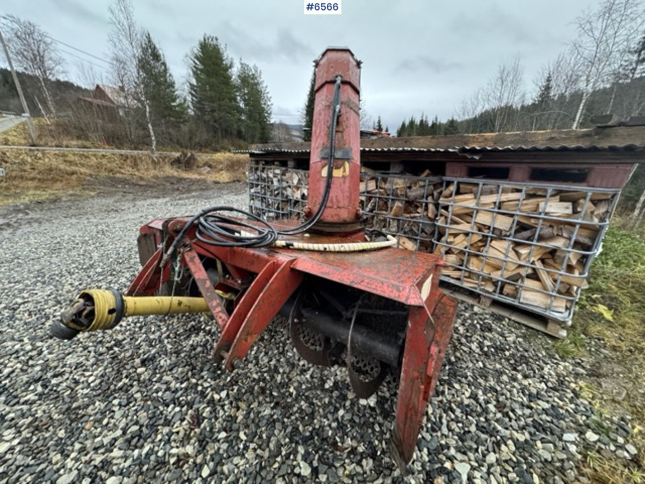 2005 Dalen two-stage snow blower - Komunální/ Speciální technika: obrázek 2 2005 Dalen two-stage snow blower - Komunální/ Speciální technika: obrázek 2