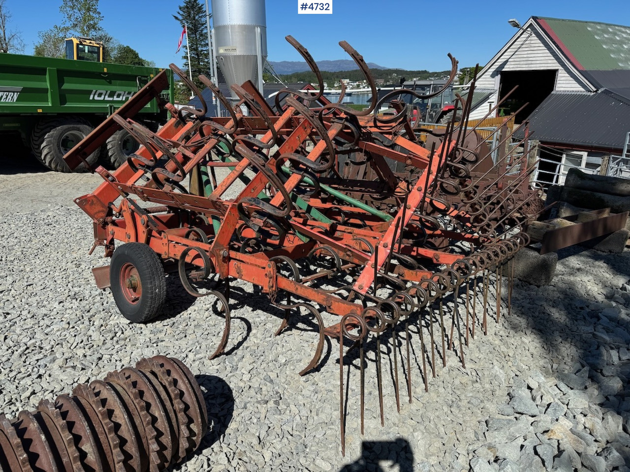 Kverneland 3,5 m harv - Stroj na obdělávání půdy: obrázek 1 Kverneland 3,5 m harv - Stroj na obdělávání půdy: obrázek 1