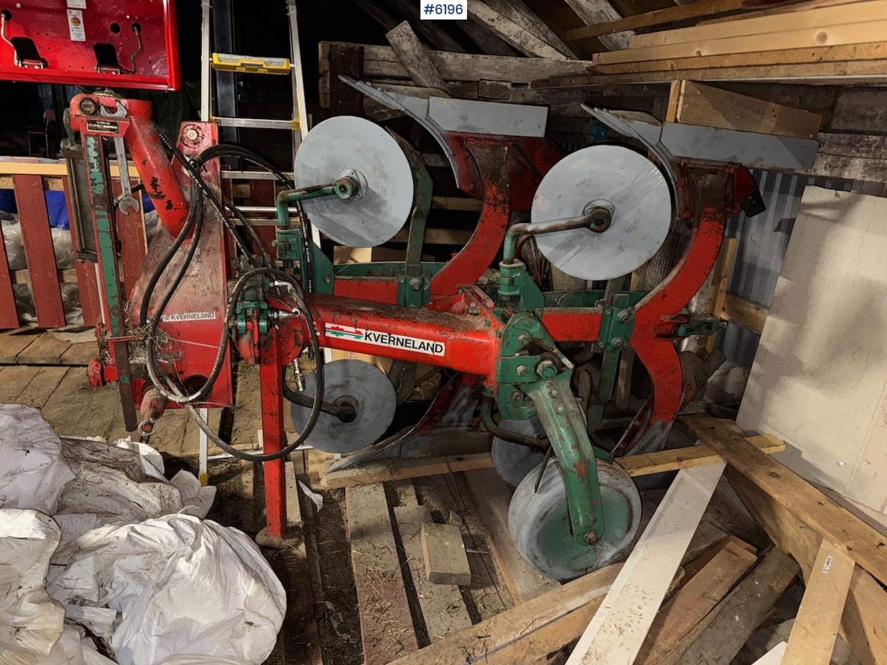 Kverneland Mod. E 3 2-furrow reversible plough. - Stroj na obdělávání půdy: obrázek 4 Kverneland Mod. E 3 2-furrow reversible plough. - Stroj na obdělávání půdy: obrázek 4