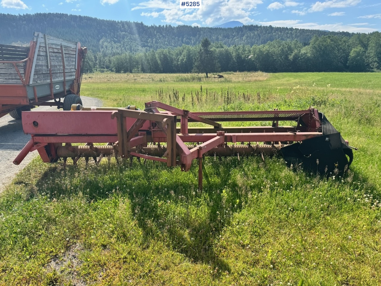 Kverneland Stone Rake - Stroj na obdělávání půdy: obrázek 2 Kverneland Stone Rake - Stroj na obdělávání půdy: obrázek 2