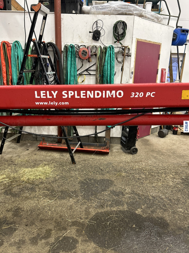 Lely 320 PC Mower - Stroj na sklizeň pícnin: obrázek 2 Lely 320 PC Mower - Stroj na sklizeň pícnin: obrázek 2