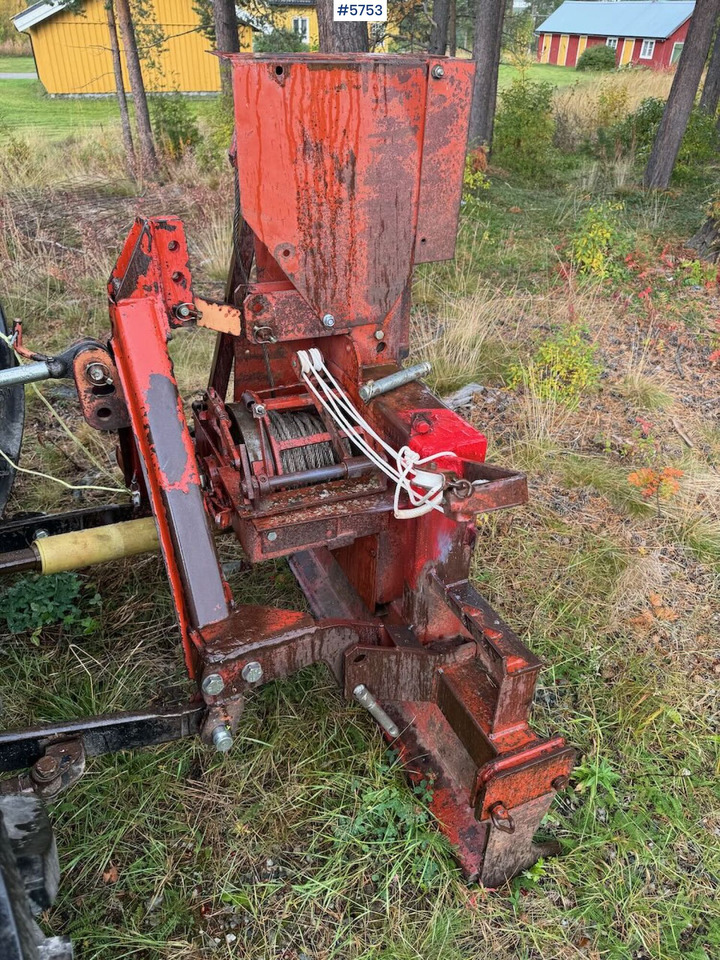 Formek 4500 Winch - Lesní technika: obrázek 1 Formek 4500 Winch - Lesní technika: obrázek 1
