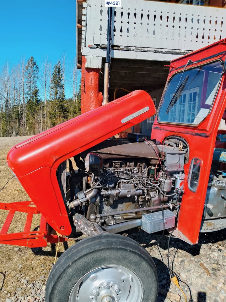 Massey Ferguson 35 - Traktor: obrázek 4 Massey Ferguson 35 - Traktor: obrázek 4