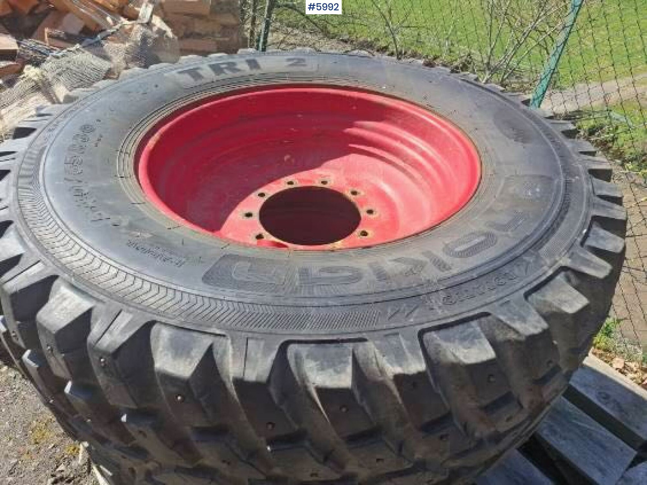 Nokian TRI2 2stk dekk på felg 540/65R30 - Kompletní kolo: obrázek 2 Nokian TRI2 2stk dekk på felg 540/65R30 - Kompletní kolo: obrázek 2