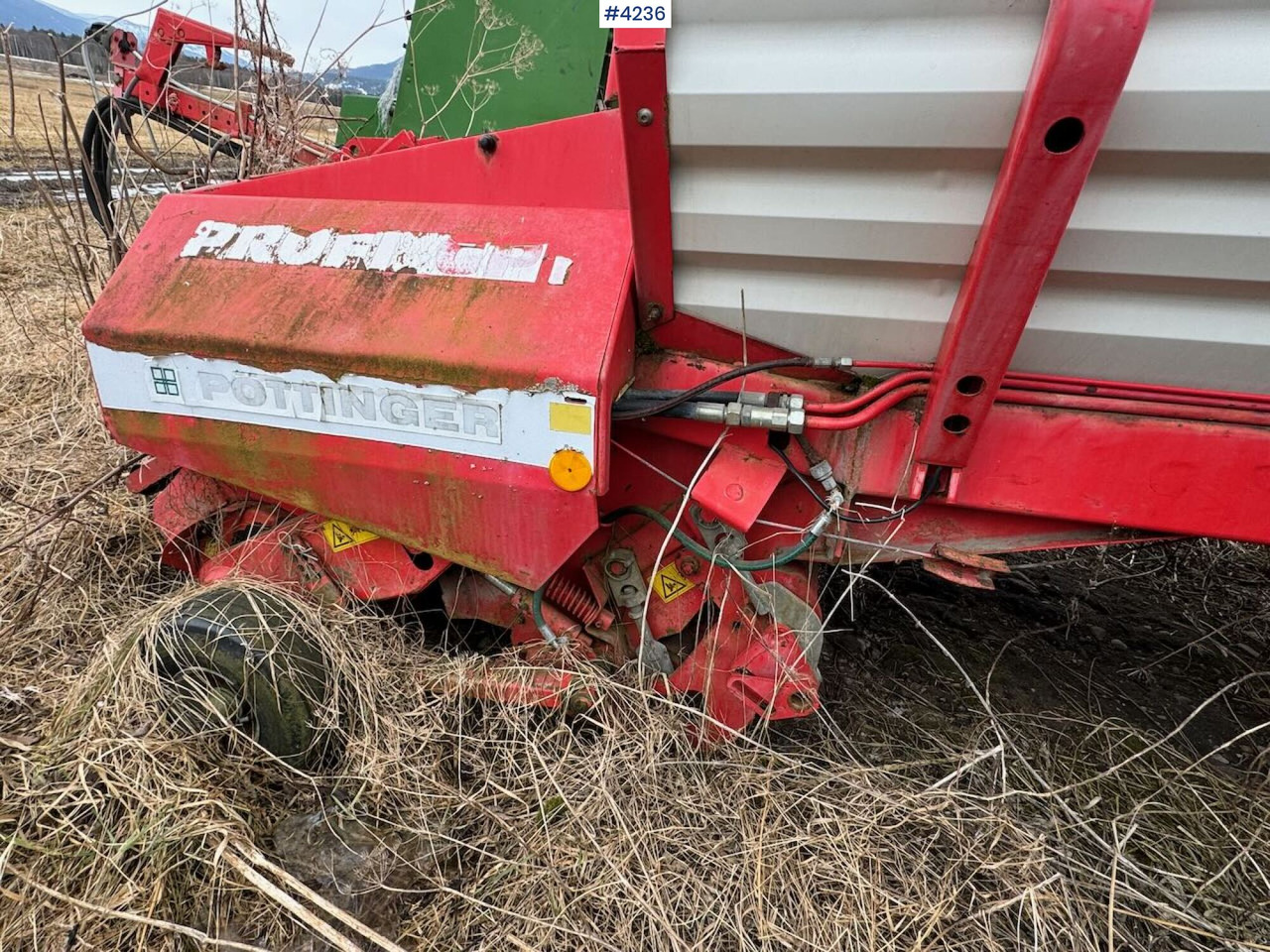 Stroj na sklizeň pícnin Pottinger 514 MUE Forage wagon: obrázek 15