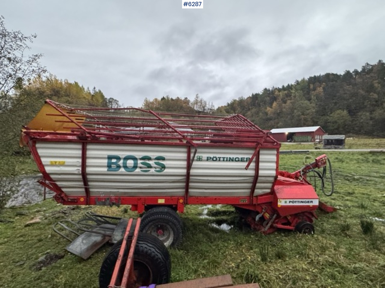 Pöttinger Boss Forage Wagon - Stroj na sklizeň pícnin: obrázek 2 Pöttinger Boss Forage Wagon - Stroj na sklizeň pícnin: obrázek 2
