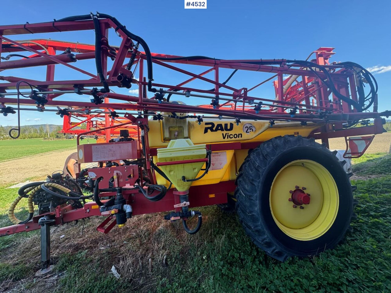 Rau Vicon Field Sprayer - Postřikovač: obrázek 1 Rau Vicon Field Sprayer - Postřikovač: obrázek 1