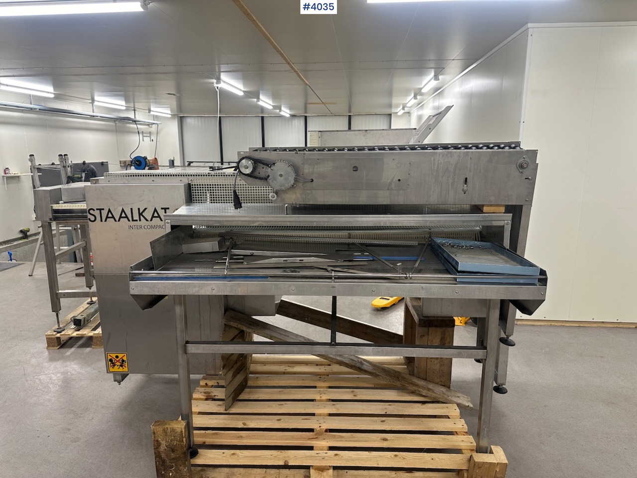 Sanovo Staalkat Inter compacta egg sorting machine - Zařízení pro chov skotu: obrázek 1 Sanovo Staalkat Inter compacta egg sorting machine - Zařízení pro chov skotu: obrázek 1