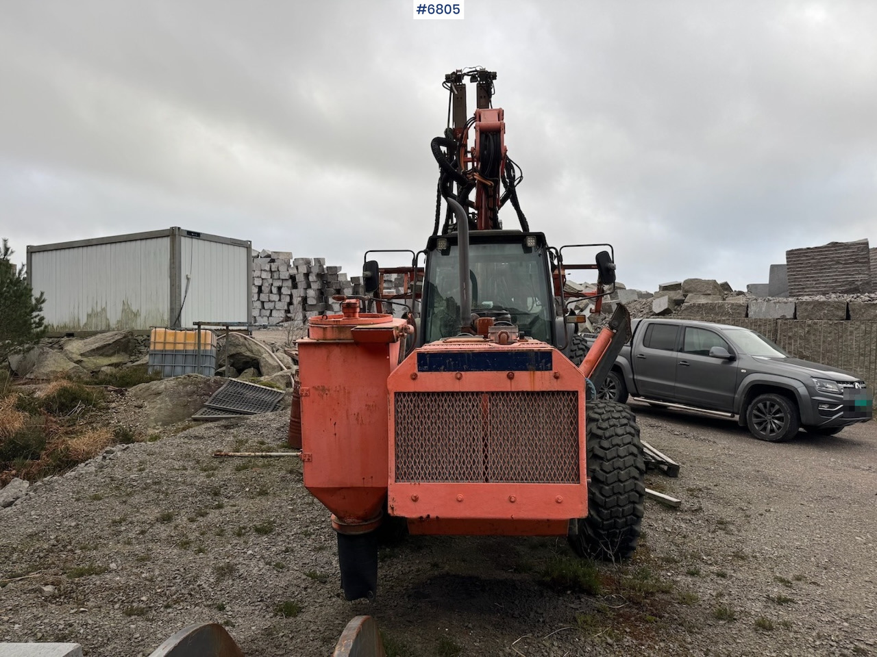 Valtra 8150 m/ Tamrock Trimmer 200 PB. - Traktor: obrázek 3 Valtra 8150 m/ Tamrock Trimmer 200 PB. - Traktor: obrázek 3