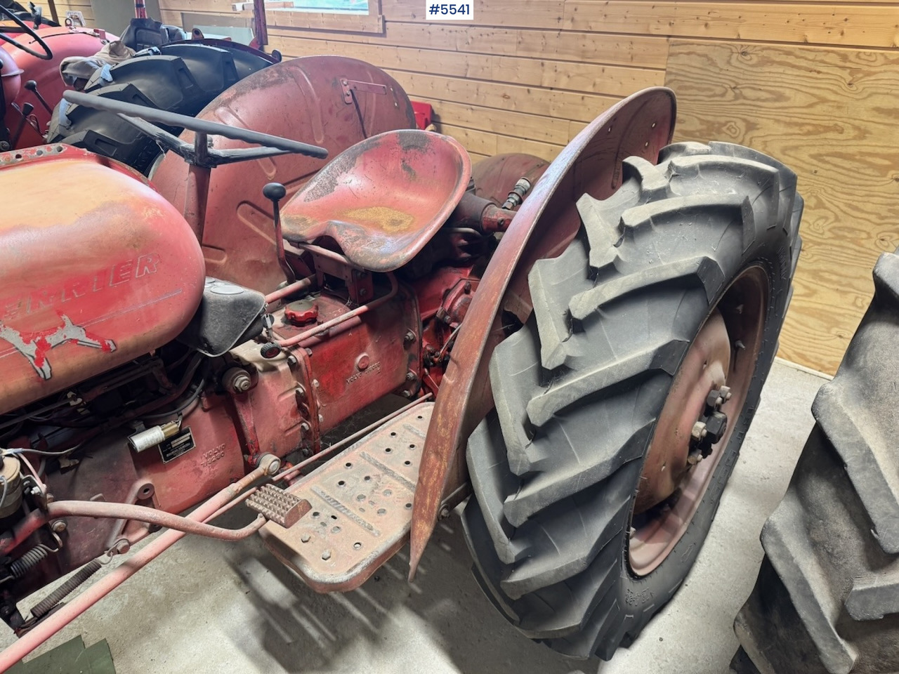 Volvo BM 425 4x2 Tractor. - Traktor: obrázek 3 Volvo BM 425 4x2 Tractor. - Traktor: obrázek 3