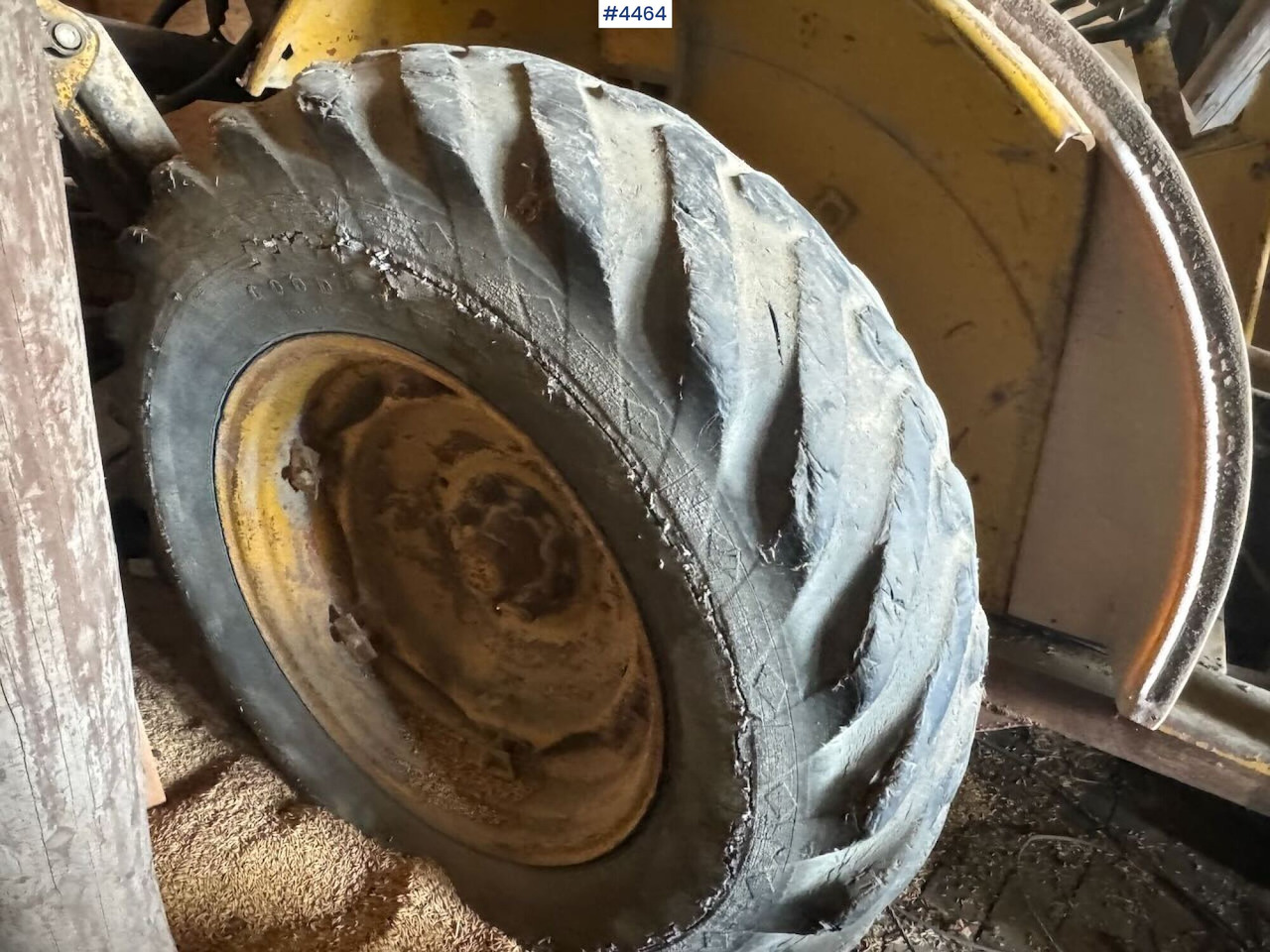 Traktor Volvo traktorgraver. Rep object.: obrázek 8