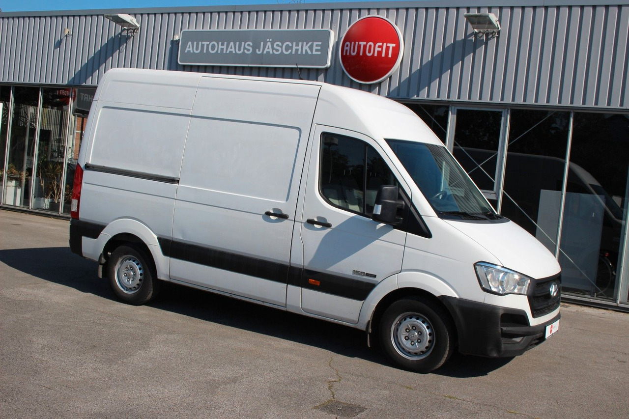 Hyundai H350 Klima L2H2 1.Hand 137tKM - Mikrobus: obrázek 1 Hyundai H350 Klima L2H2 1.Hand 137tKM - Mikrobus: obrázek 1