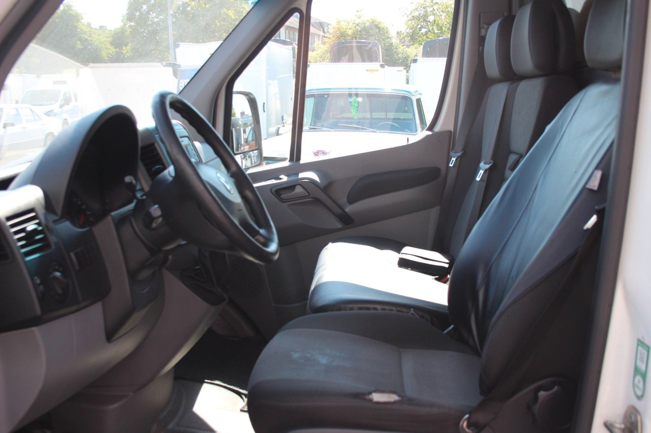 Volkswagen Crafter Kasten 35 mittel L2H2 KLIMA 1.Hand - Mikrobus: obrázek 5 Volkswagen Crafter Kasten 35 mittel L2H2 KLIMA 1.Hand - Mikrobus: obrázek 5