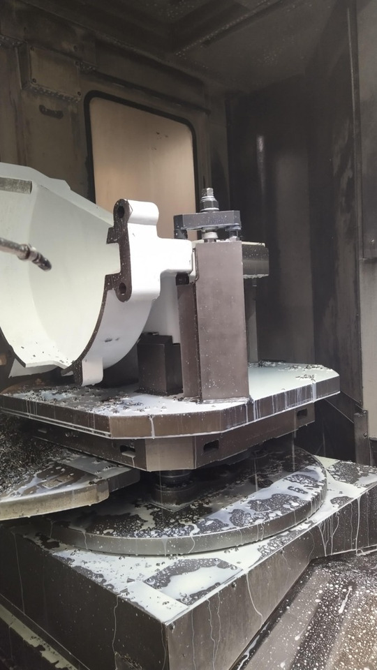 CNC obráběcí centrum MAKINO A77 e: obrázek 6