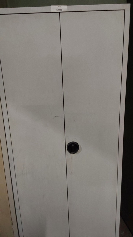Tuerenschrank 1950x930x400 - Vybavení garáže/ Dílny: obrázek 3 Tuerenschrank 1950x930x400 - Vybavení garáže/ Dílny: obrázek 3