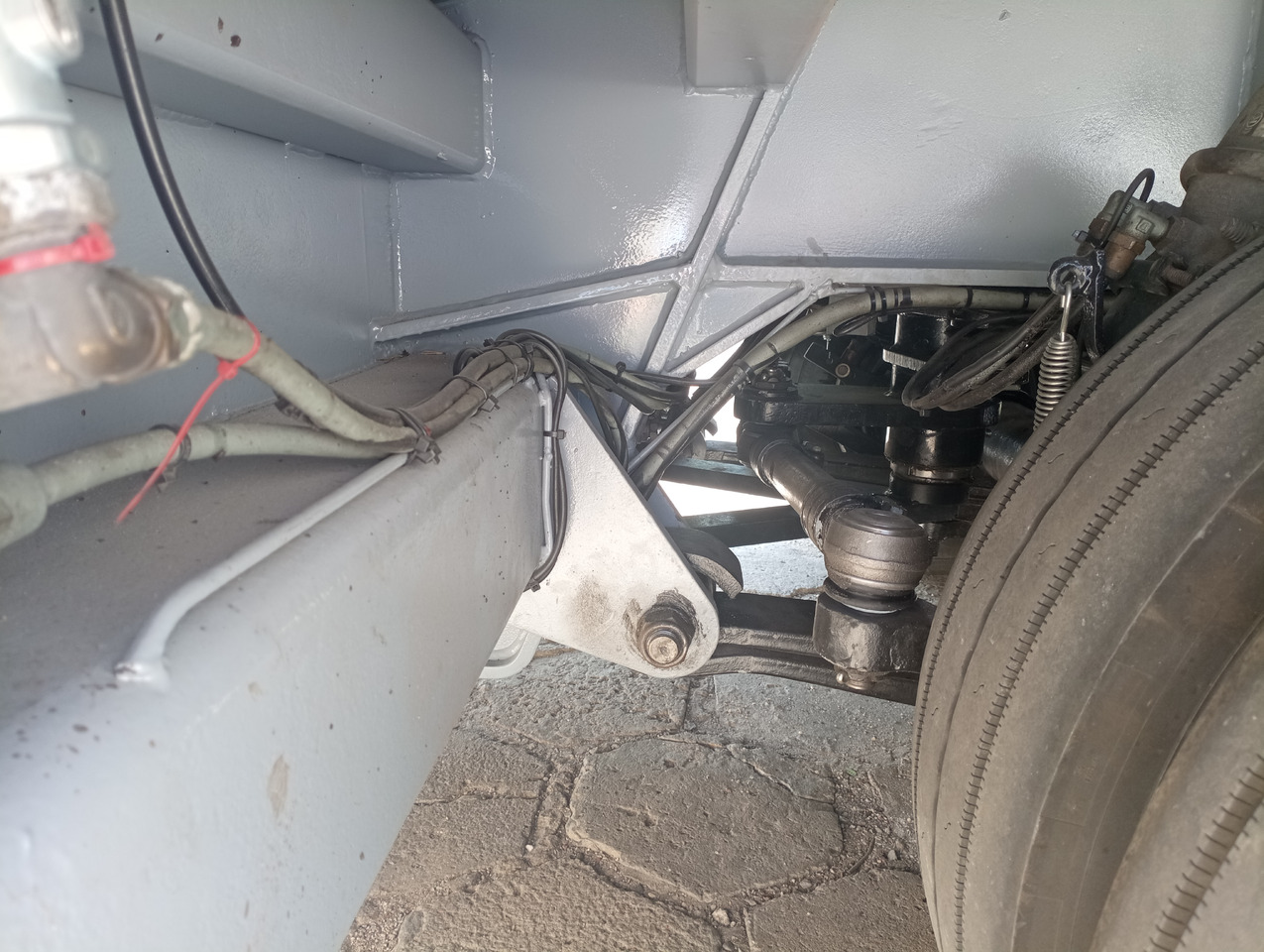 BERTOJA Tiefbett marki Bertoja 2-osie skrętne po kapitalnym remoncie - Podvalníkový návěs: obrázek 4 BERTOJA Tiefbett marki Bertoja 2-osie skrętne po kapitalnym remoncie - Podvalníkový návěs: obrázek 4