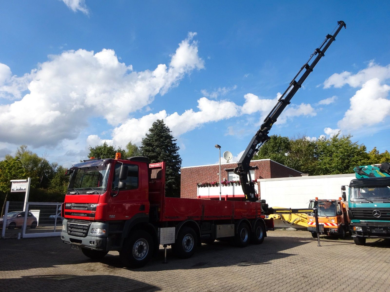 DAF 85.410 Pritsche + HIAB 322E6 Kran 8x4 - Auto s hydraulickou rukou: obrázek 3 DAF 85.410 Pritsche + HIAB 322E6 Kran 8x4 - Auto s hydraulickou rukou: obrázek 3