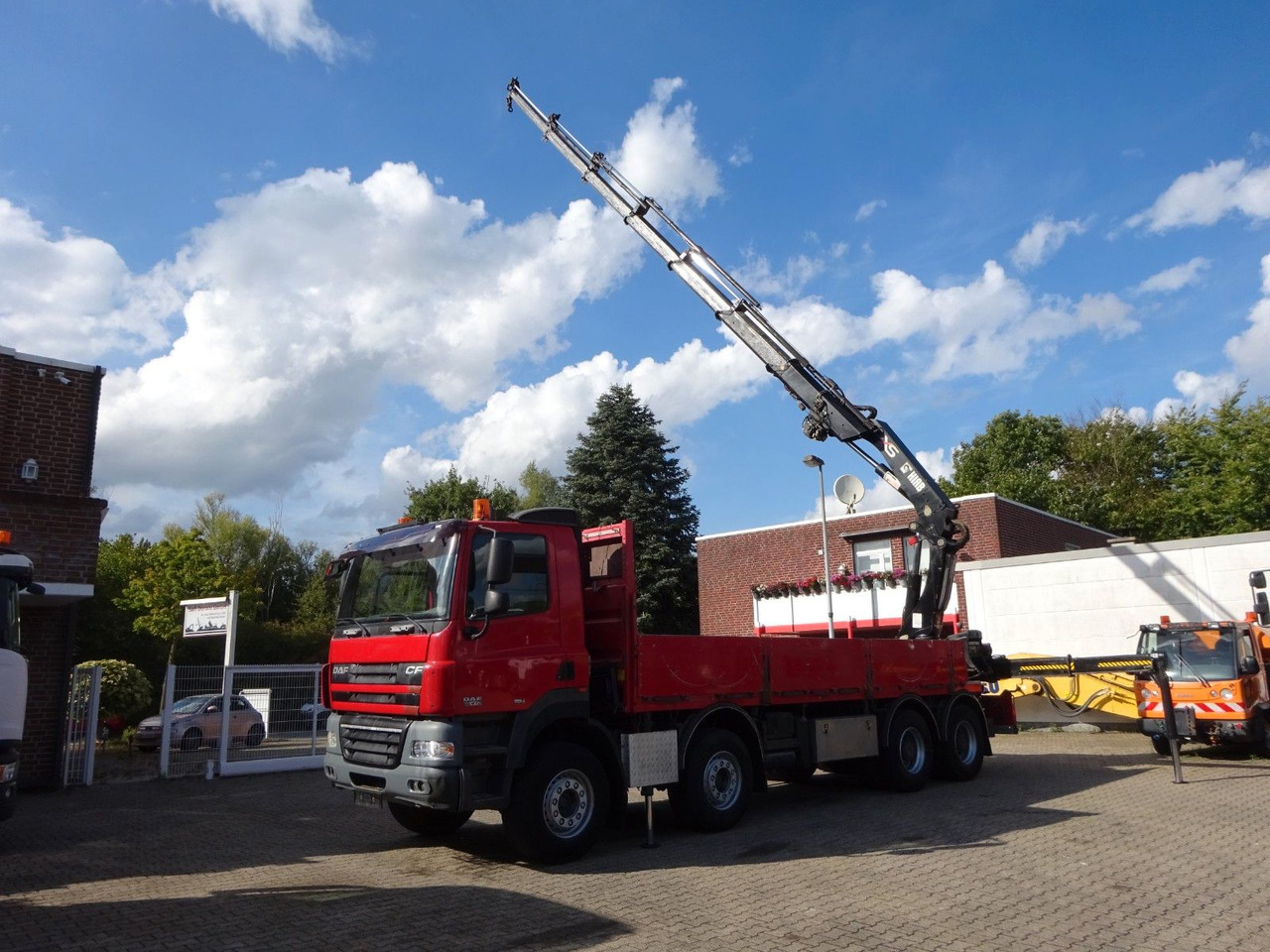 DAF 85.410 Pritsche + HIAB 322E6 Kran 8x4 - Auto s hydraulickou rukou: obrázek 4 DAF 85.410 Pritsche + HIAB 322E6 Kran 8x4 - Auto s hydraulickou rukou: obrázek 4