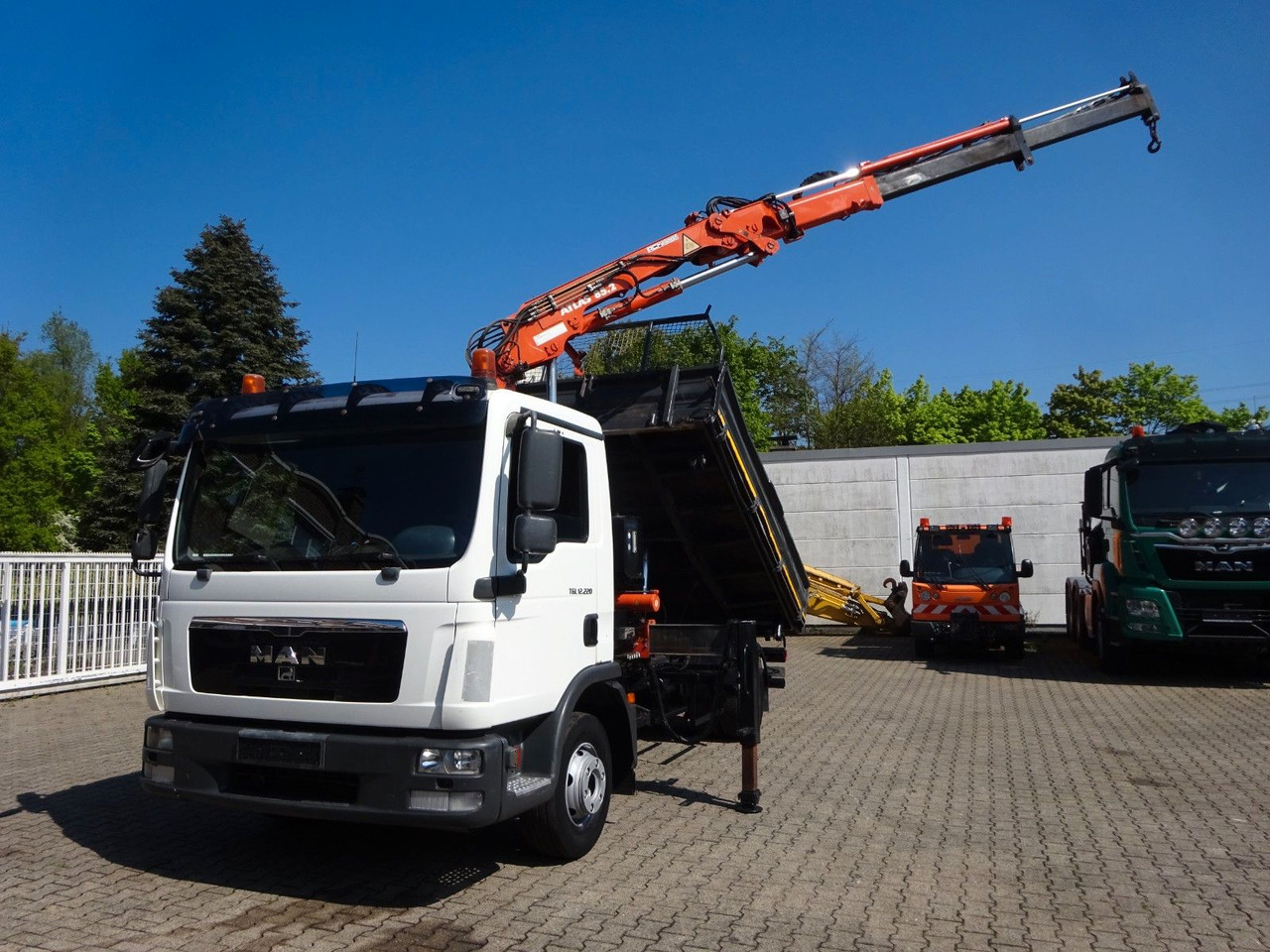 MAN 12.220 TGS + Atlas 85.2 Kran 4x2 - Sklápěč, Auto s hydraulickou rukou: obrázek 5 MAN 12.220 TGS + Atlas 85.2 Kran 4x2 - Sklápěč, Auto s hydraulickou rukou: obrázek 5