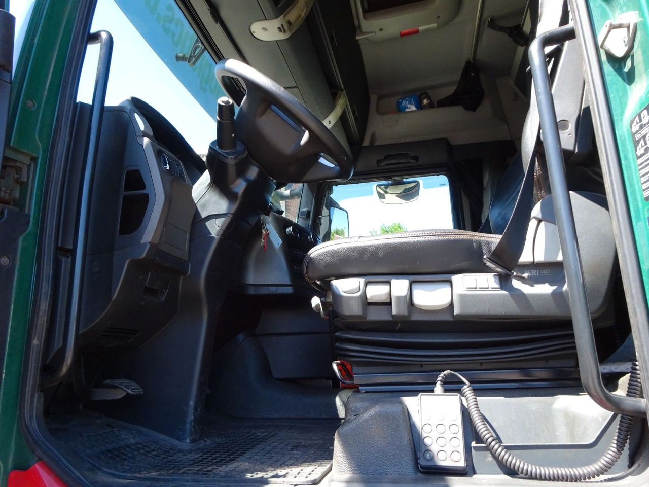 Auto s hydraulickou rukou MAN 26.480 TGX + MKG HLK531 Kran +Lift-Lenkachse: obrázek 17