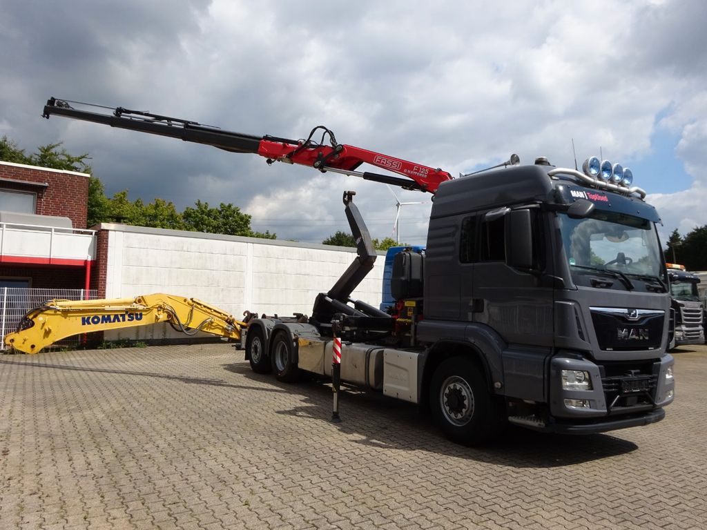 MAN 26.500 Abroller + Fassi F125A Kran  6x2-4 Allrad  - Hákový nosič kontejnerů, Auto s hydraulickou rukou: obrázek 3 MAN 26.500 Abroller + Fassi F125A Kran  6x2-4 Allrad  - Hákový nosič kontejnerů, Auto s hydraulickou rukou: obrázek 3