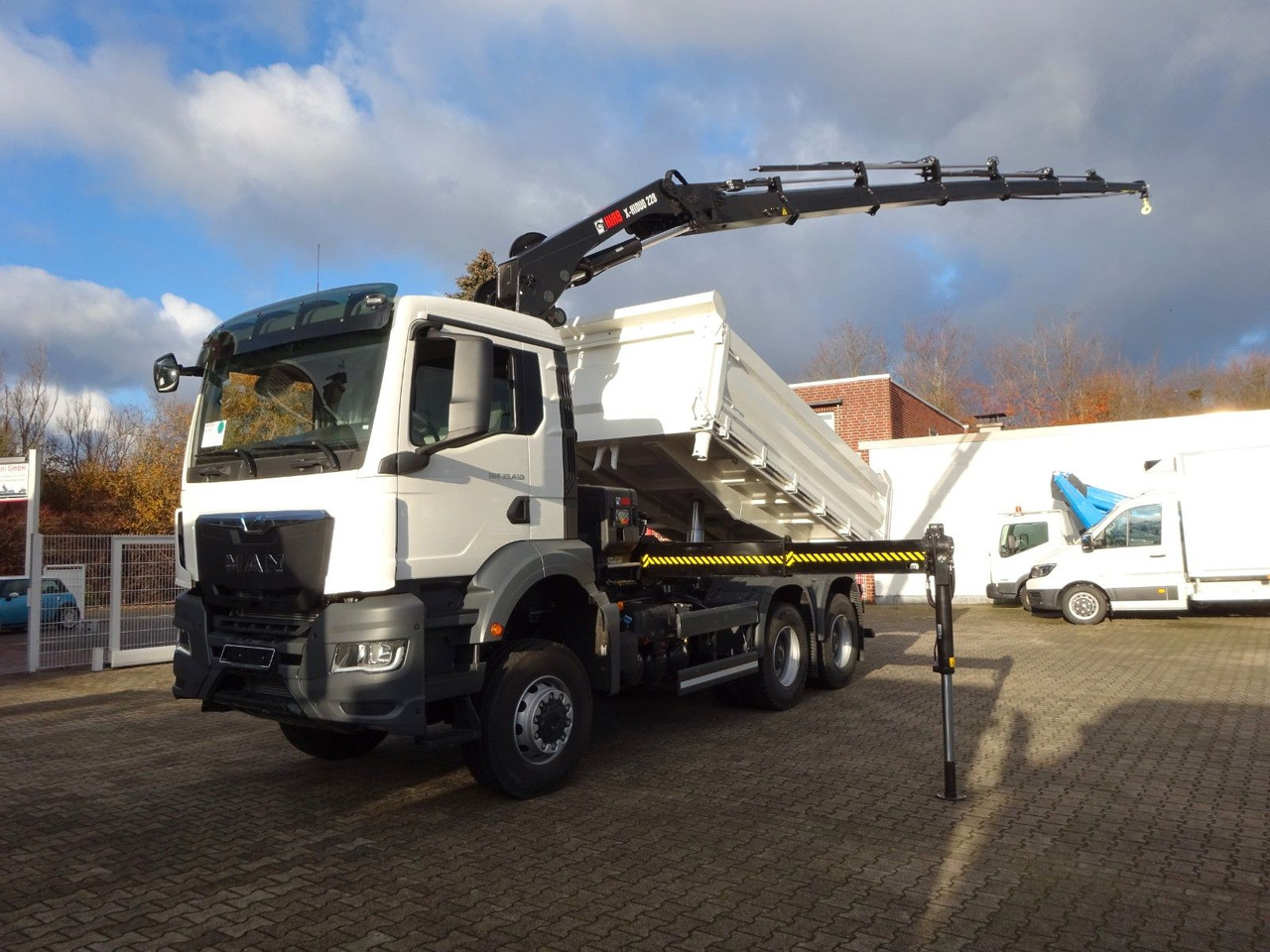 MAN 33.430 6x6 3-SEITENKIPPER KRAN HIAB 228- 6HYDRO - Sklápěč, Auto s hydraulickou rukou: obrázek 4 MAN 33.430 6x6 3-SEITENKIPPER KRAN HIAB 228- 6HYDRO - Sklápěč, Auto s hydraulickou rukou: obrázek 4