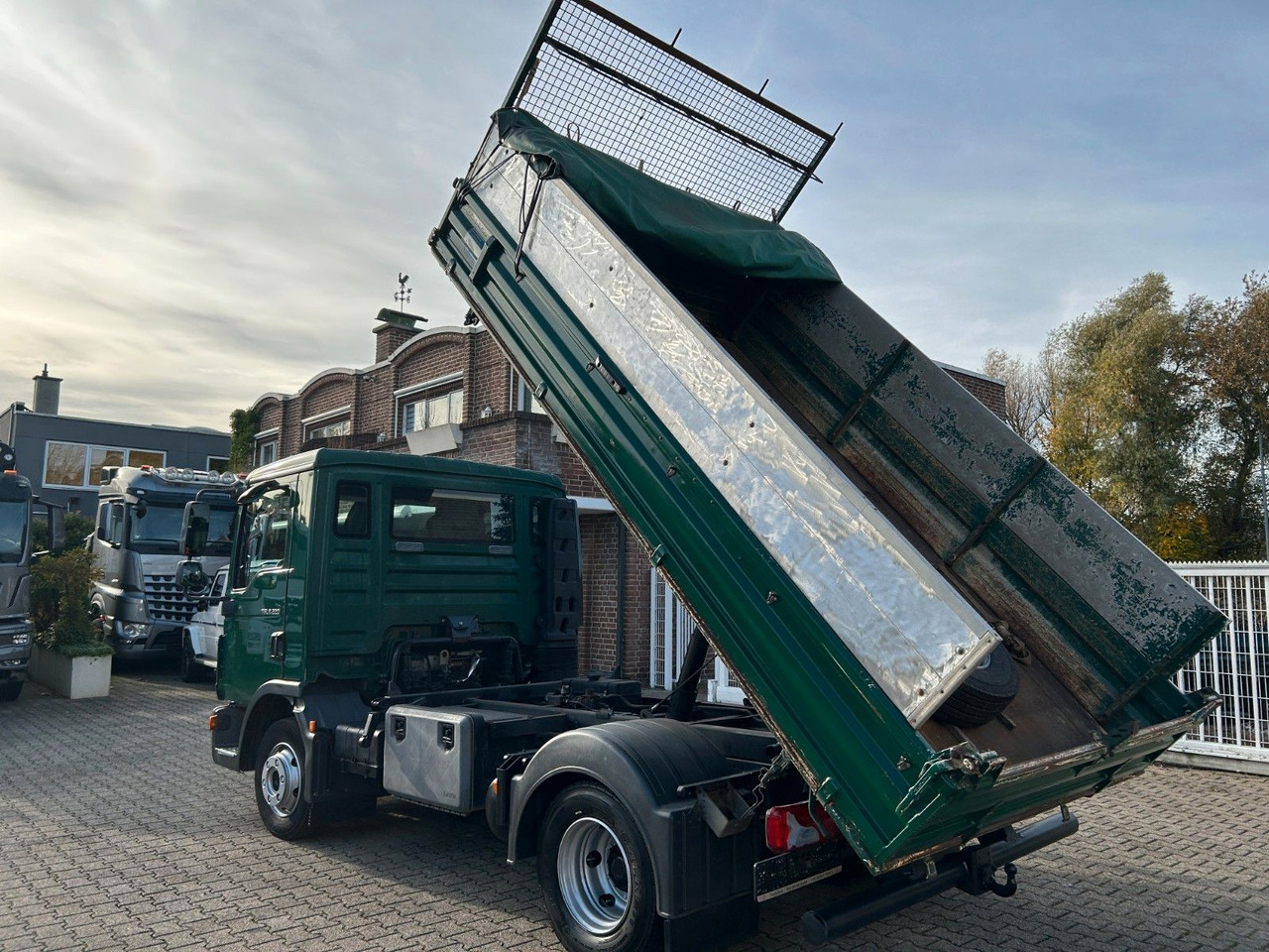 MAN 8.220 TGL MEILLER 3Skipper mit hohen Wänden - Sklápěč: obrázek 5 MAN 8.220 TGL MEILLER 3Skipper mit hohen Wänden - Sklápěč: obrázek 5