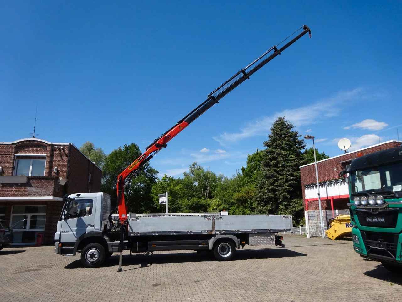 Mercedes-Benz 1222 Atego mit Palfinger PK8501 Kran 4x2 - Nákladní automobil valníkový/ Plošinový, Auto s hydraulickou rukou: obrázek 3 Mercedes-Benz 1222 Atego mit Palfinger PK8501 Kran 4x2 - Nákladní automobil valníkový/ Plošinový, Auto s hydraulickou rukou: obrázek 3