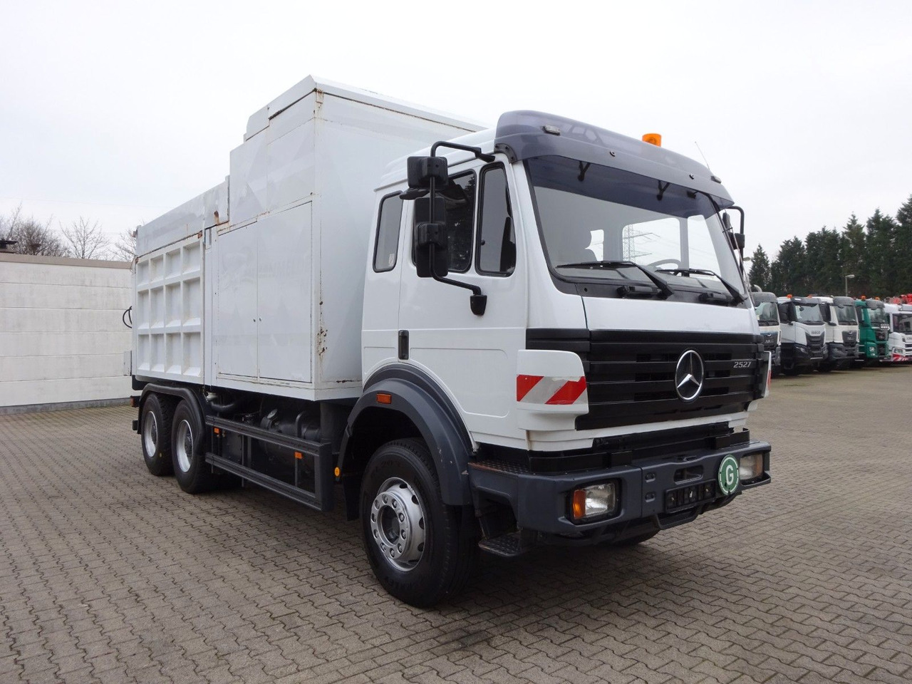 Mercedes-Benz 2527 Saugbagger. RSP Mercedes-Benz 2527 Saugbagger. RSP - Čistič odpadových jam: obrázek 4 Mercedes-Benz 2527 Saugbagger. RSP Mercedes-Benz 2527 Saugbagger. RSP - Čistič odpadových jam: obrázek 4