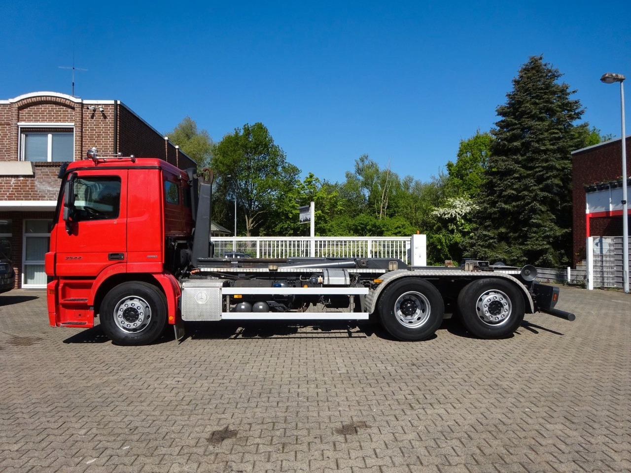 Mercedes-Benz 2544 Actros GERGEN Abroller + Lift-Lenkachse - Hákový nosič kontejnerů: obrázek 4 Mercedes-Benz 2544 Actros GERGEN Abroller + Lift-Lenkachse - Hákový nosič kontejnerů: obrázek 4