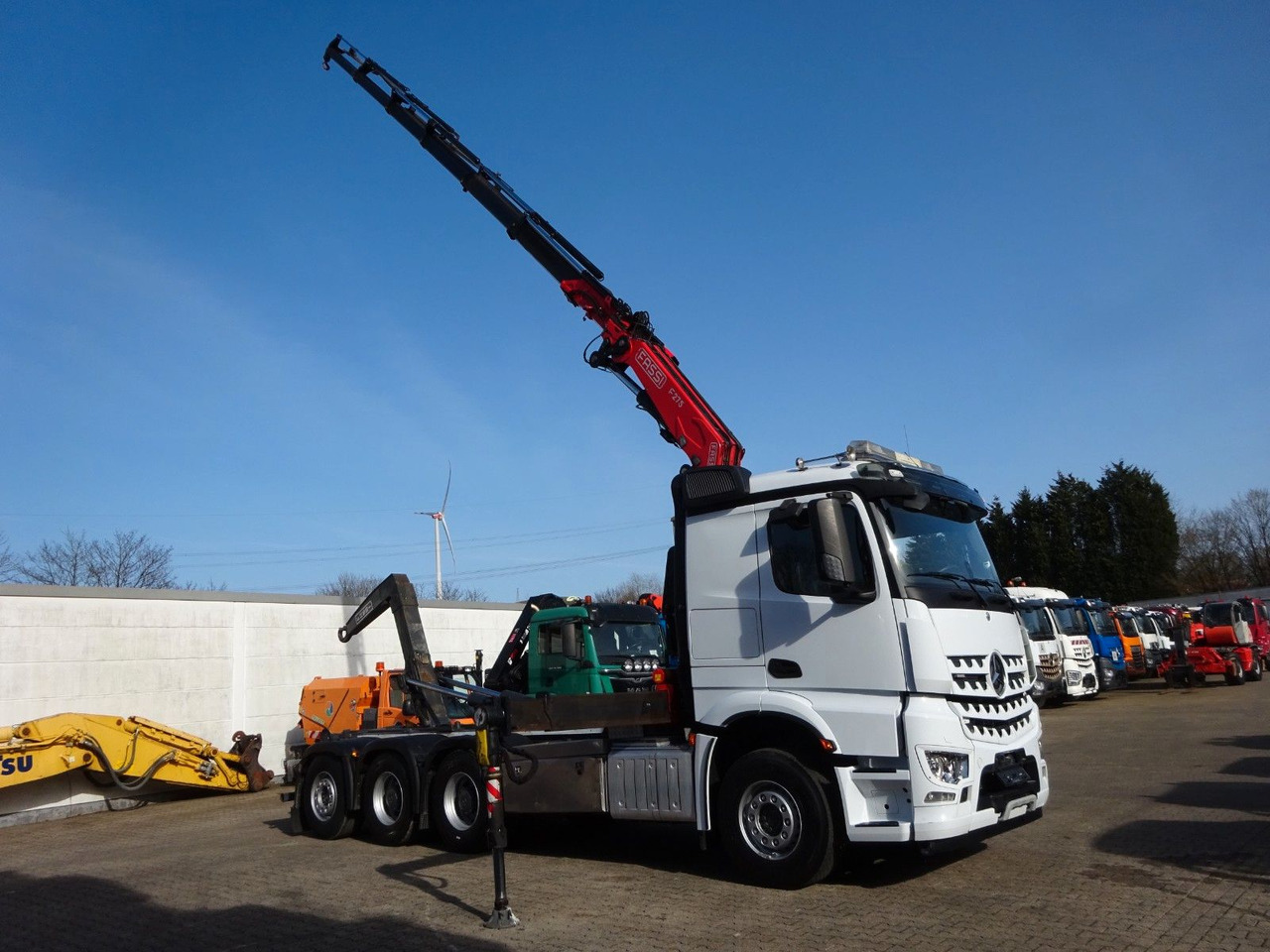 Mercedes-Benz 3248 Fassi Abroller + Fassi F275A 8x4 TRIDEM - Auto s hydraulickou rukou: obrázek 1 Mercedes-Benz 3248 Fassi Abroller + Fassi F275A 8x4 TRIDEM - Auto s hydraulickou rukou: obrázek 1