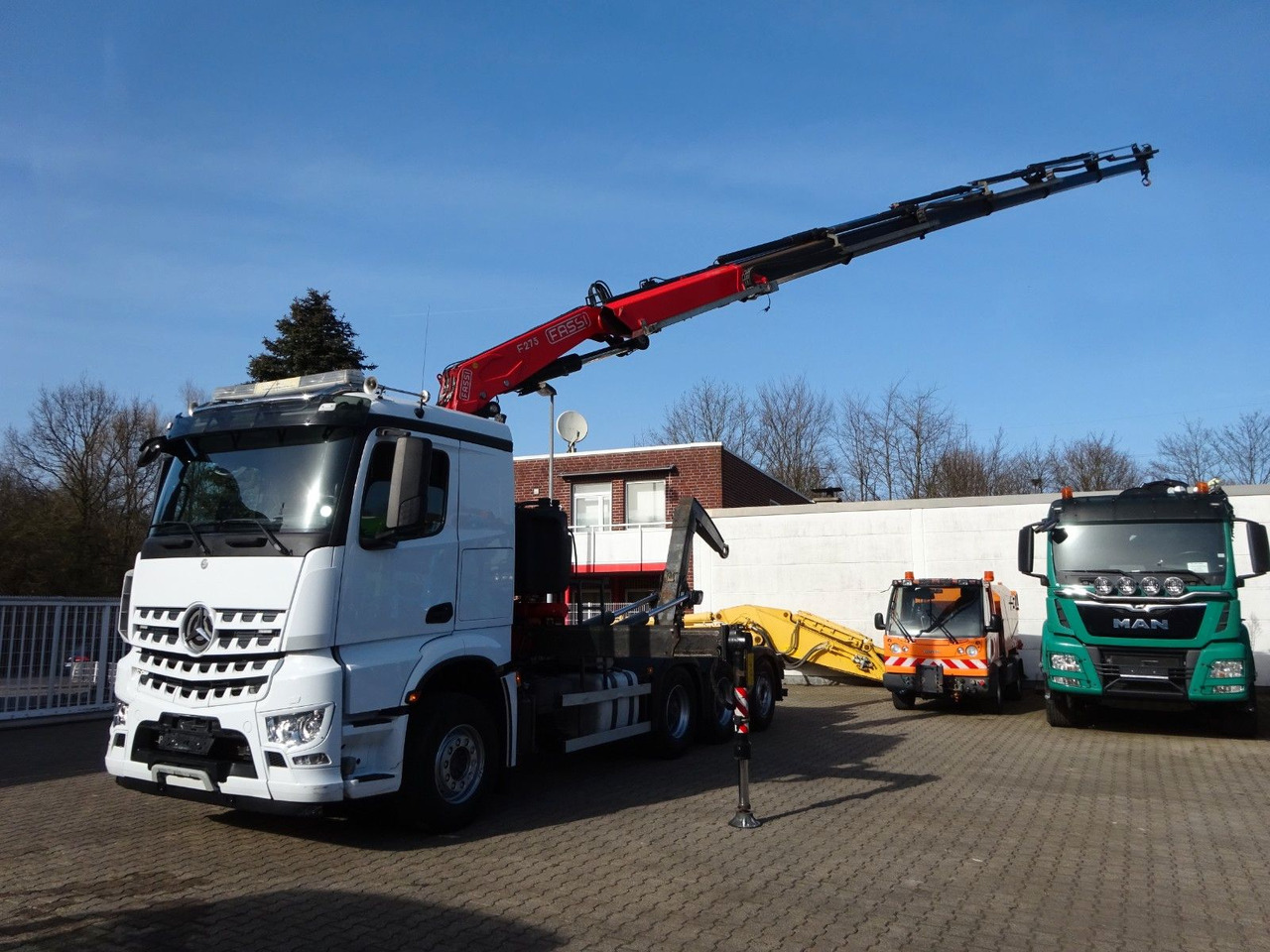 Mercedes-Benz 3248 Fassi Abroller + Fassi F275A 8x4 TRIDEM - Auto s hydraulickou rukou: obrázek 5 Mercedes-Benz 3248 Fassi Abroller + Fassi F275A 8x4 TRIDEM - Auto s hydraulickou rukou: obrázek 5