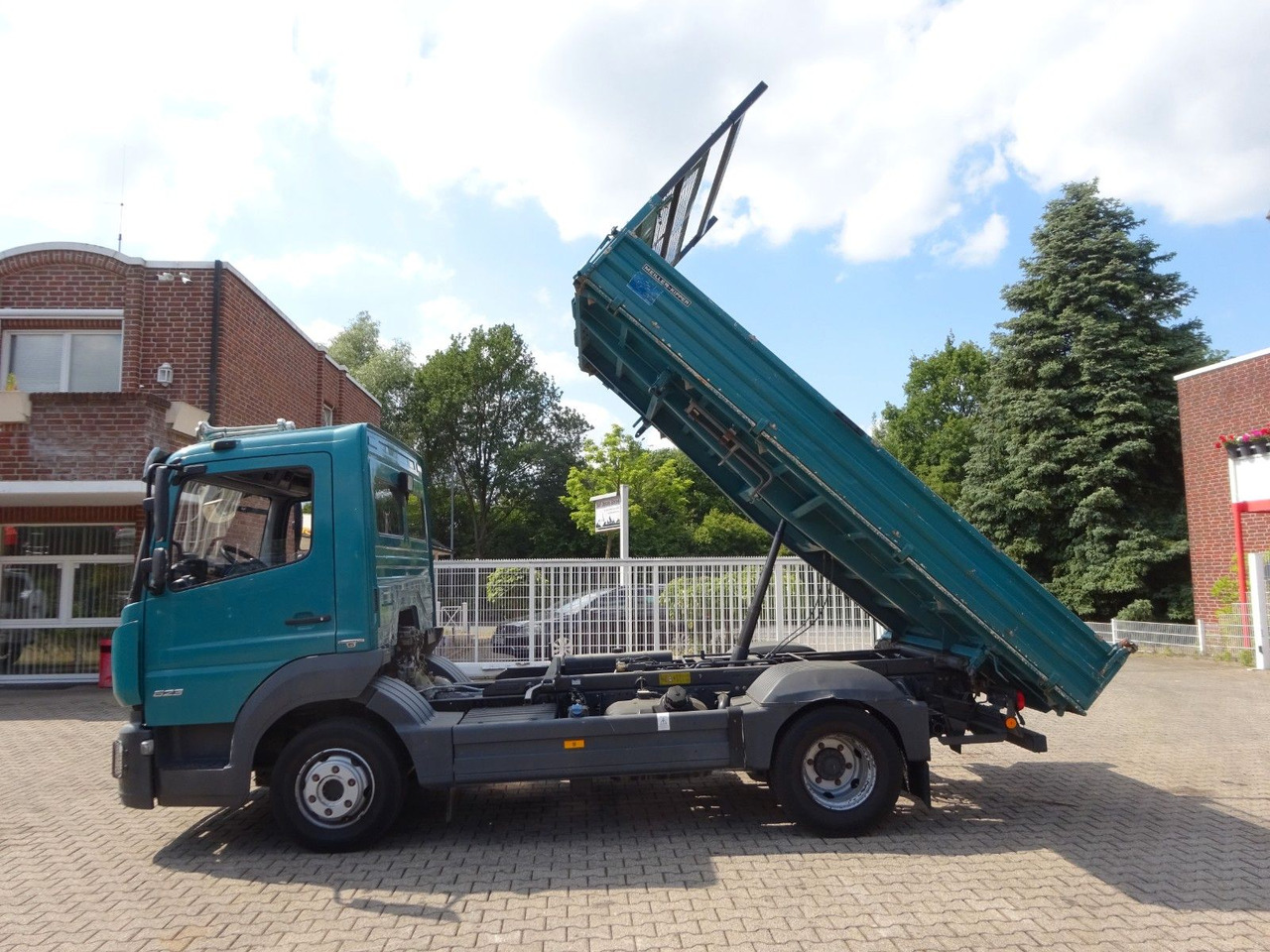 Mercedes-Benz 823 Atego MEILLER 3Skipper 4x2 - Dodávka sklápěč: obrázek 5 Mercedes-Benz 823 Atego MEILLER 3Skipper 4x2 - Dodávka sklápěč: obrázek 5