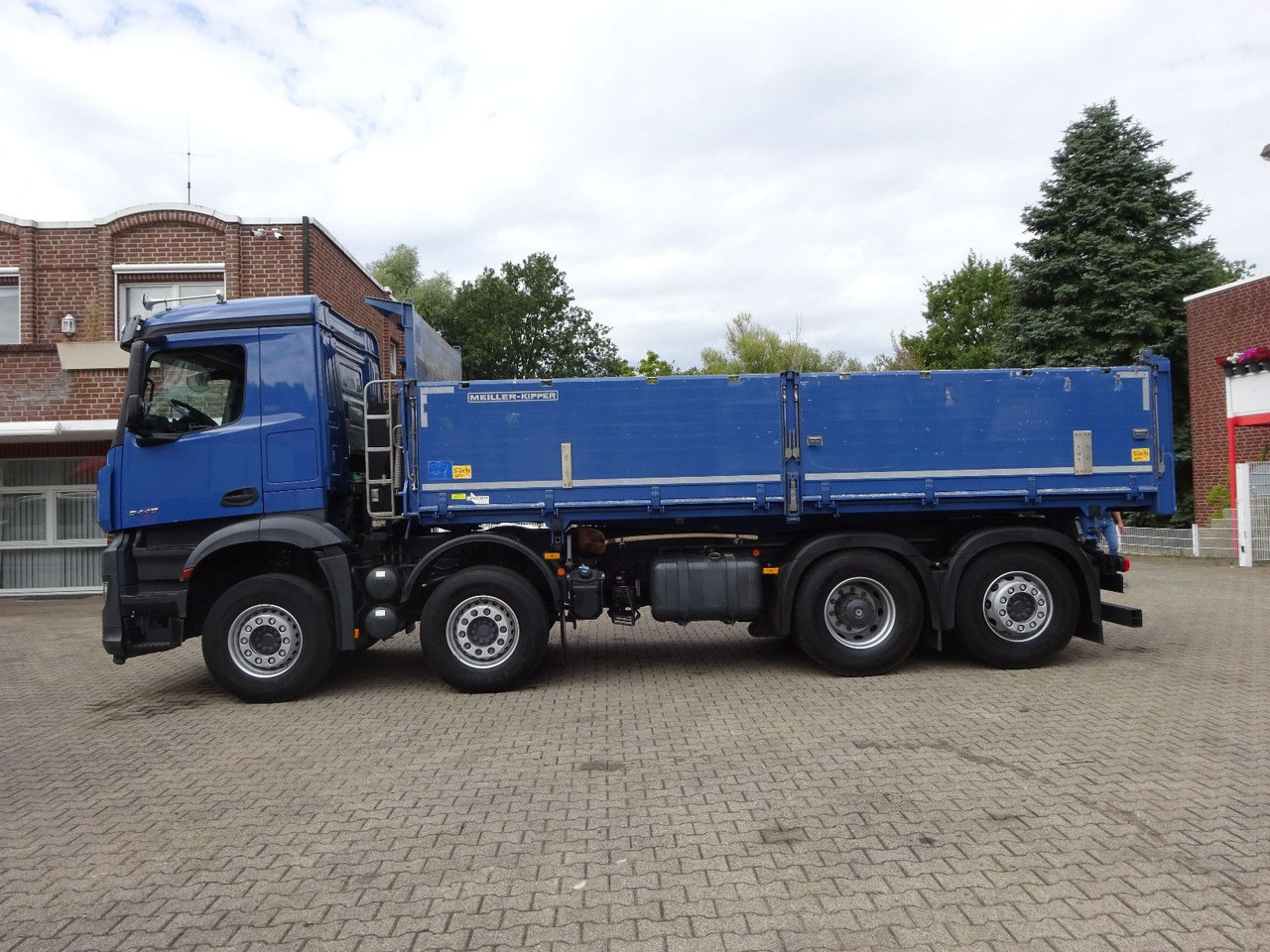 Mercedes-Benz Arocs 3446 MEILER 3 Seitenkipper 8x2 - Sklápěč: obrázek 3 Mercedes-Benz Arocs 3446 MEILER 3 Seitenkipper 8x2 - Sklápěč: obrázek 3