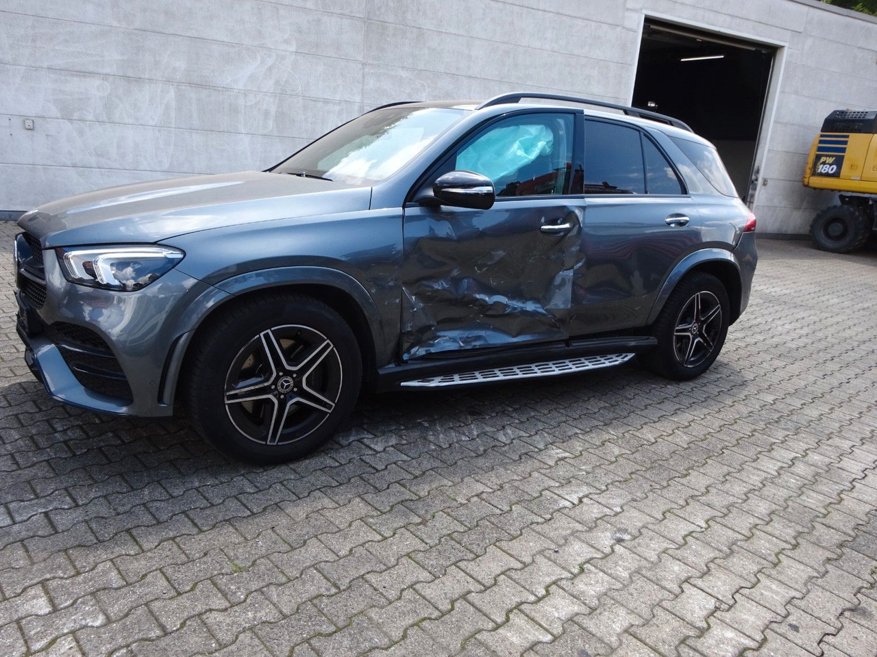 Mercedes-Benz GLE 400 GLE -Klasse GLE 400 d 4Matic - SUV: obrázek 2 Mercedes-Benz GLE 400 GLE -Klasse GLE 400 d 4Matic - SUV: obrázek 2