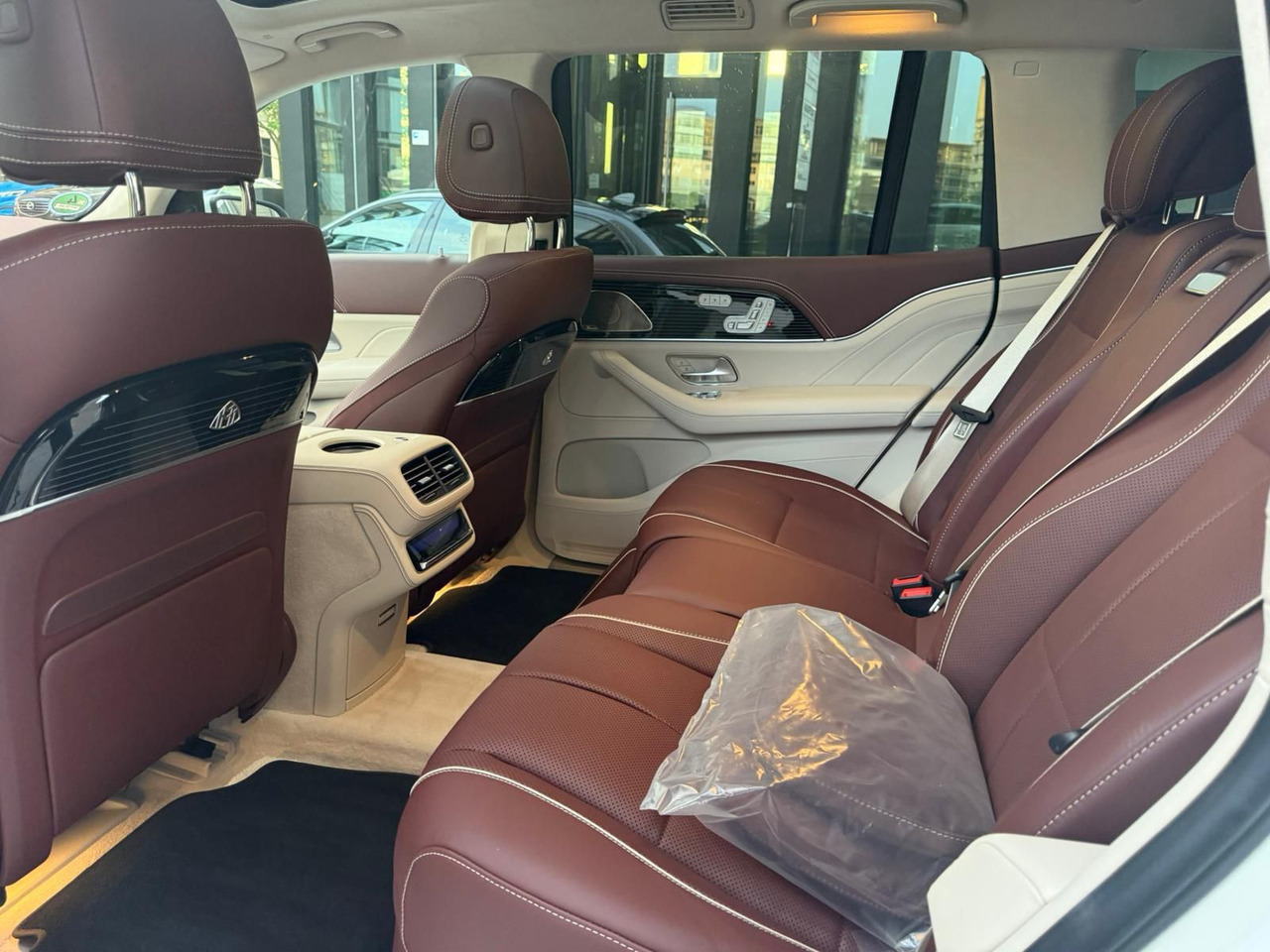 SUV Mercedes-Benz GLS 600 Maybach 4Matic | 23 ZOLL | BURMESTER Mercedes-Benz GLS 600 Maybach 4Matic | 23 ZOLL | BURMESTER: obrázek 12