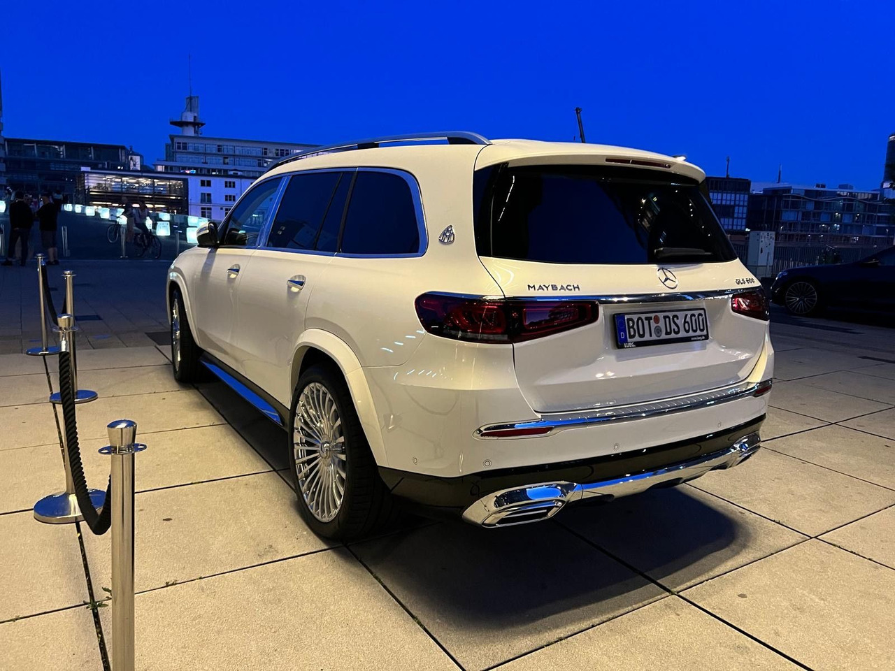 SUV Mercedes-Benz GLS 600 Maybach 4Matic | 23 ZOLL | BURMESTER Mercedes-Benz GLS 600 Maybach 4Matic | 23 ZOLL | BURMESTER: obrázek 6