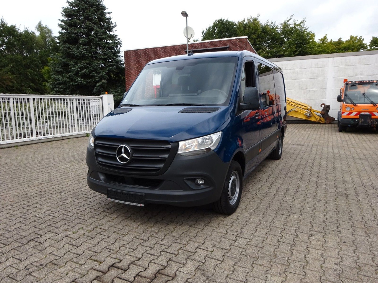 Mercedes-Benz Sprinter 316 CDI Kasten 4x2 - Furgon: obrázek 1 Mercedes-Benz Sprinter 316 CDI Kasten 4x2 - Furgon: obrázek 1