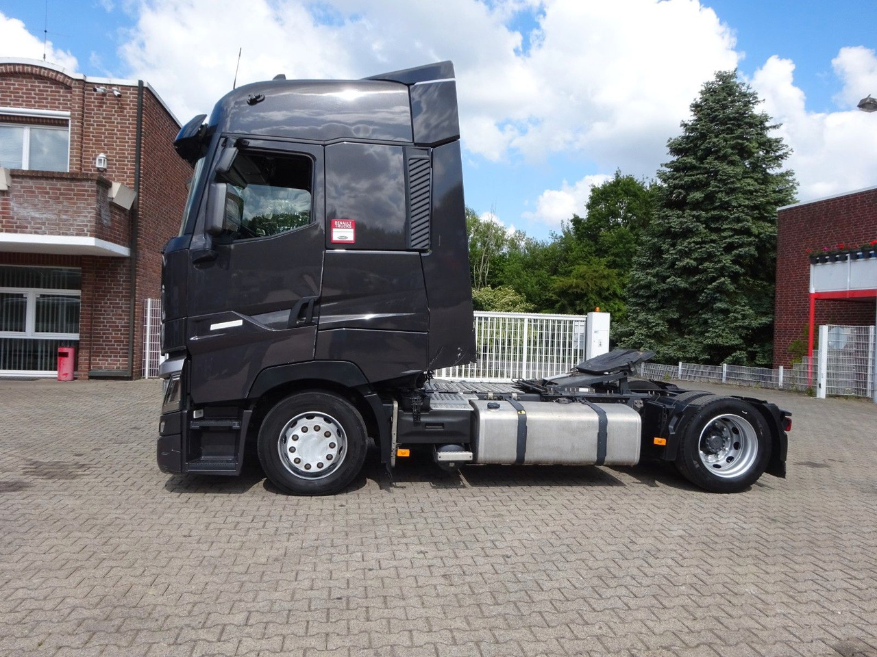 Renault T 520 Komfort SZM 4x2 - Tahač: obrázek 3 Renault T 520 Komfort SZM 4x2 - Tahač: obrázek 3