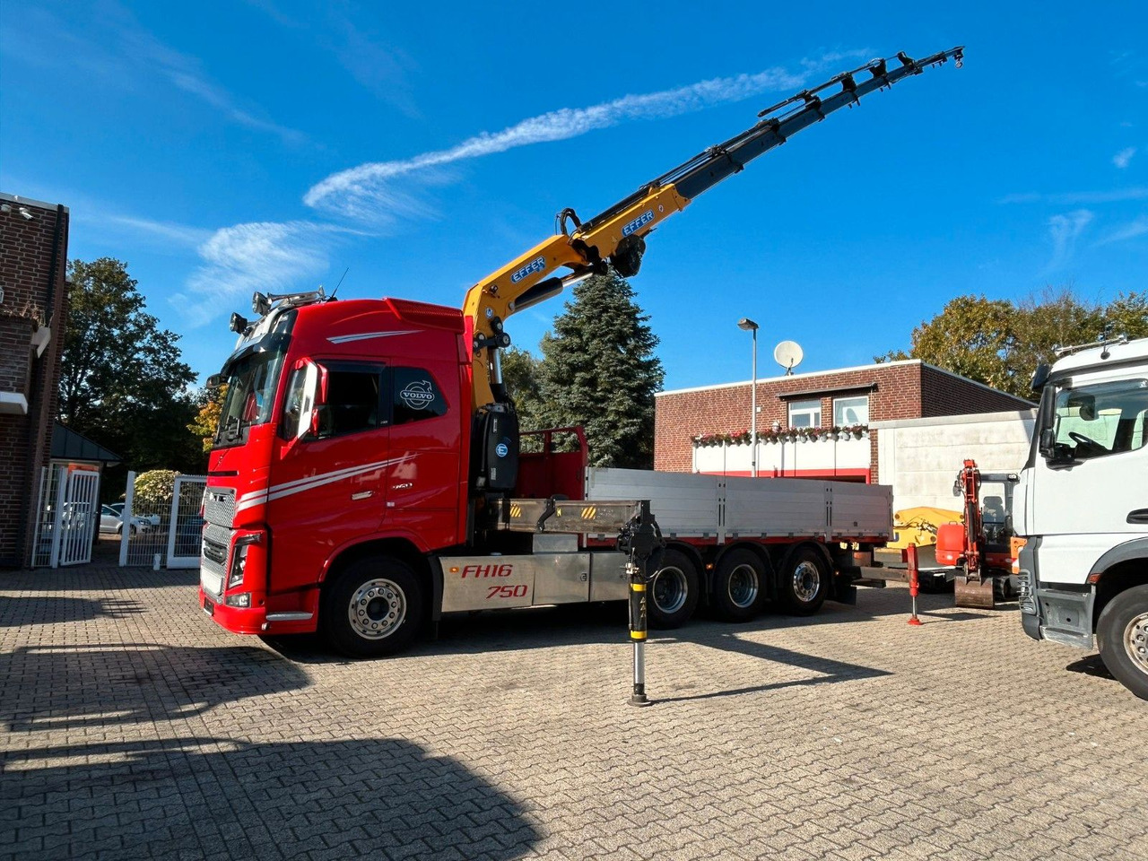 Volvo Autokran FH16 750 Pritsche EFFER 395/8S Lenk - Auto s hydraulickou rukou: obrázek 4 Volvo Autokran FH16 750 Pritsche EFFER 395/8S Lenk - Auto s hydraulickou rukou: obrázek 4