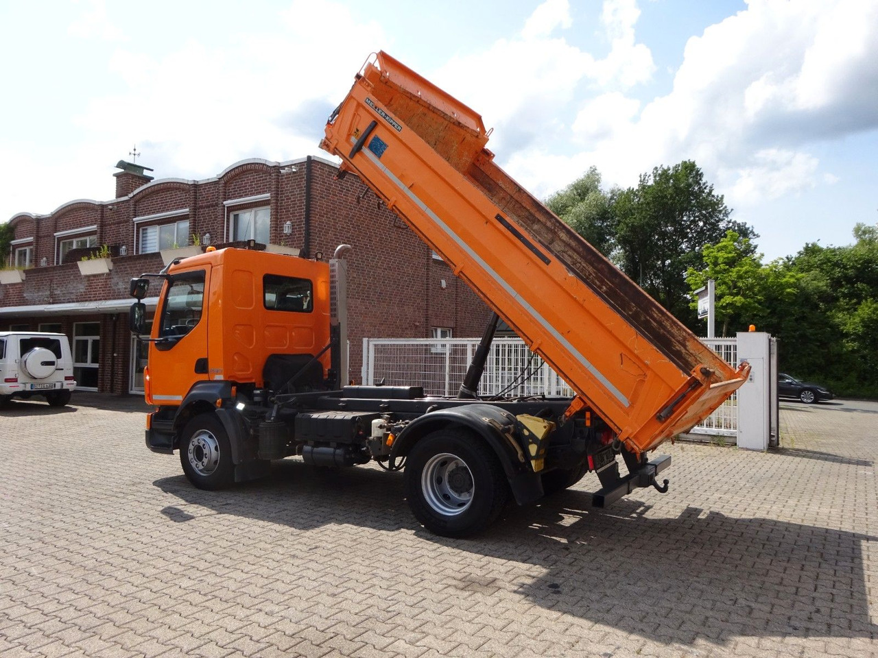 Volvo FL 280 MEILLER 3Skipper 4x2 - Sklápěč: obrázek 2 Volvo FL 280 MEILLER 3Skipper 4x2 - Sklápěč: obrázek 2