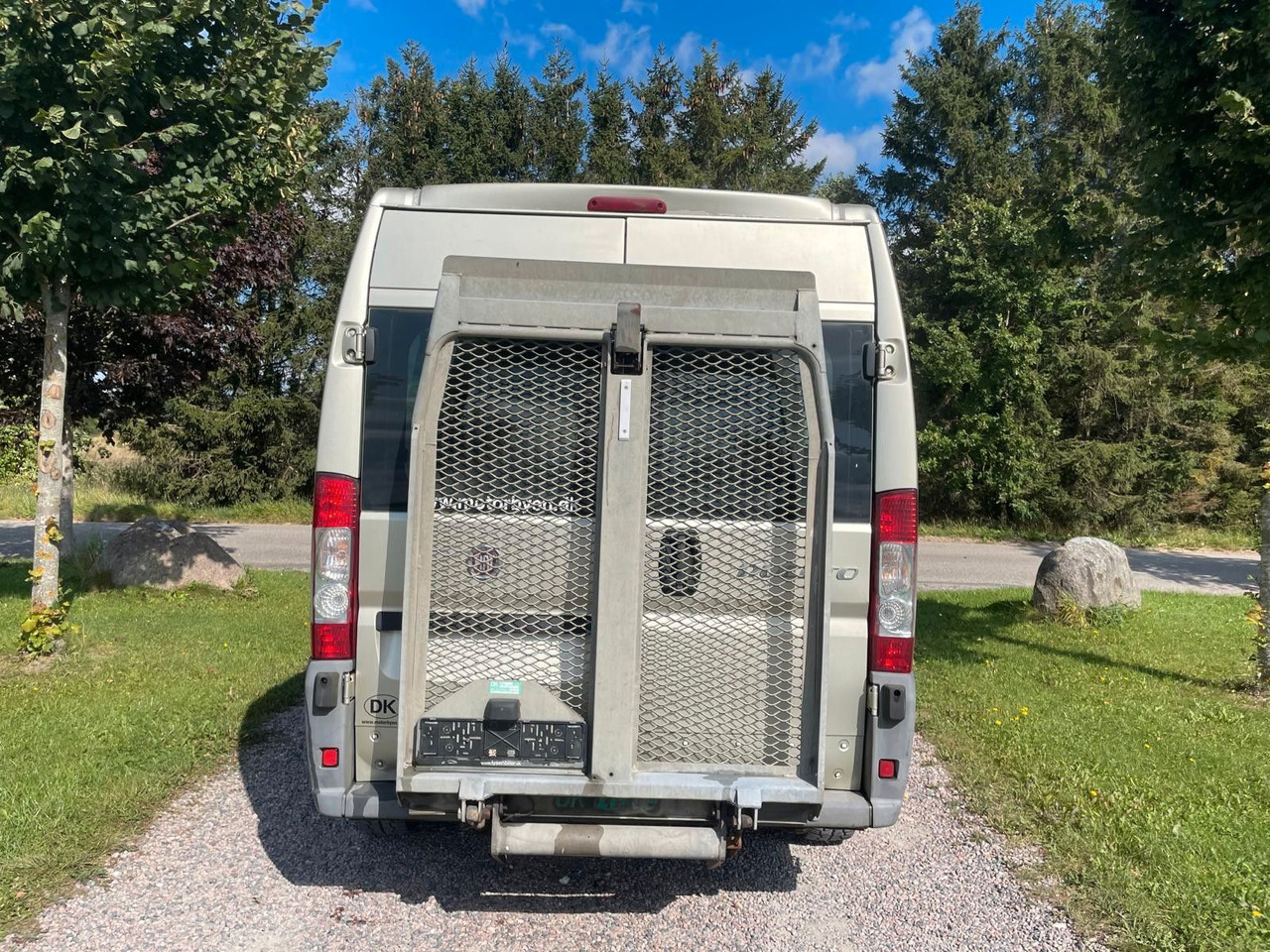Fiat Ducato Luxusbus Panorama *9 Seats Handicap Lift - Mikrobus: obrázek 4 Fiat Ducato Luxusbus Panorama *9 Seats Handicap Lift - Mikrobus: obrázek 4