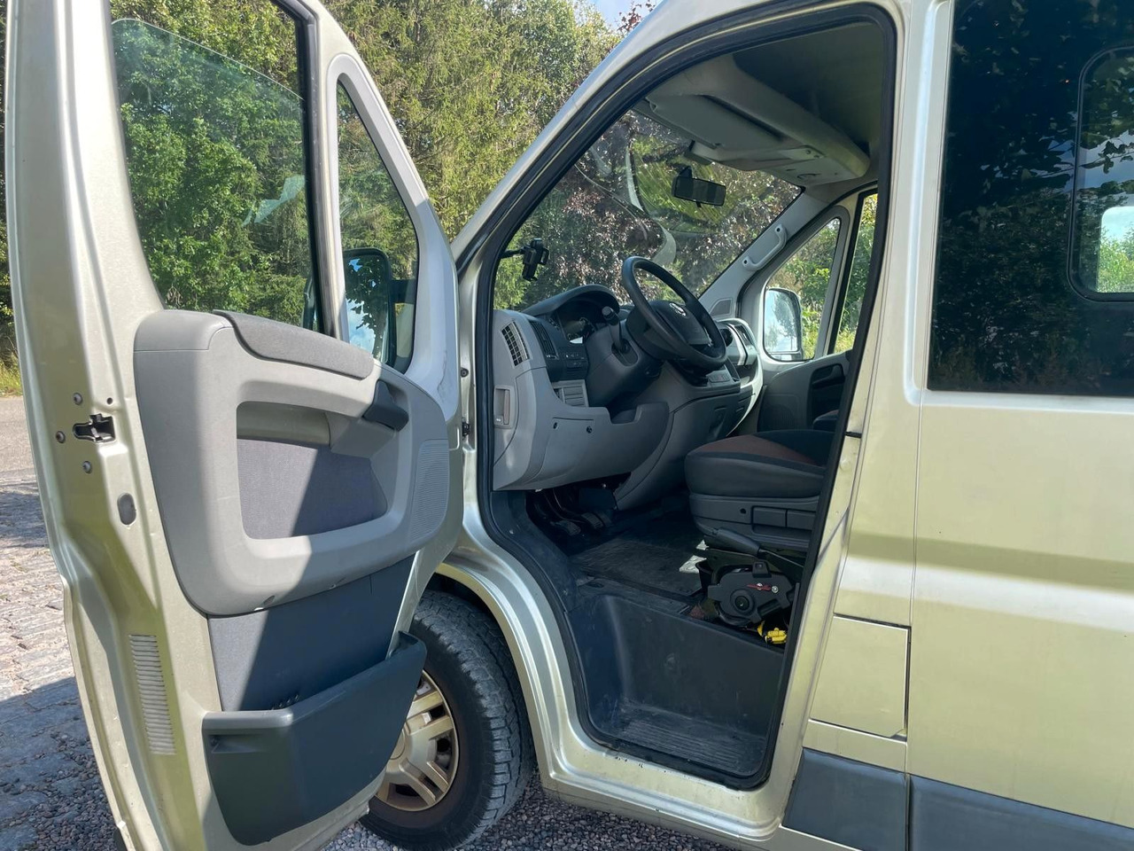 Mikrobus Fiat Ducato Luxusbus Panorama *9 Seats Handicap Lift: obrázek 8