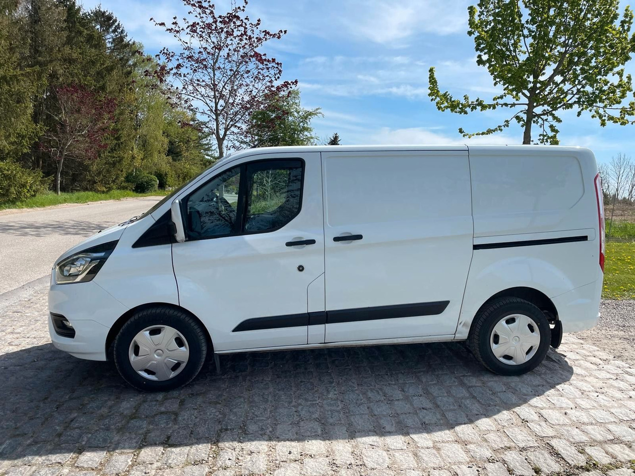 Ford Transit Custom Kasten 280 L1 Trend *NEW TUV* - Mikrobus: obrázek 2 Ford Transit Custom Kasten 280 L1 Trend *NEW TUV* - Mikrobus: obrázek 2