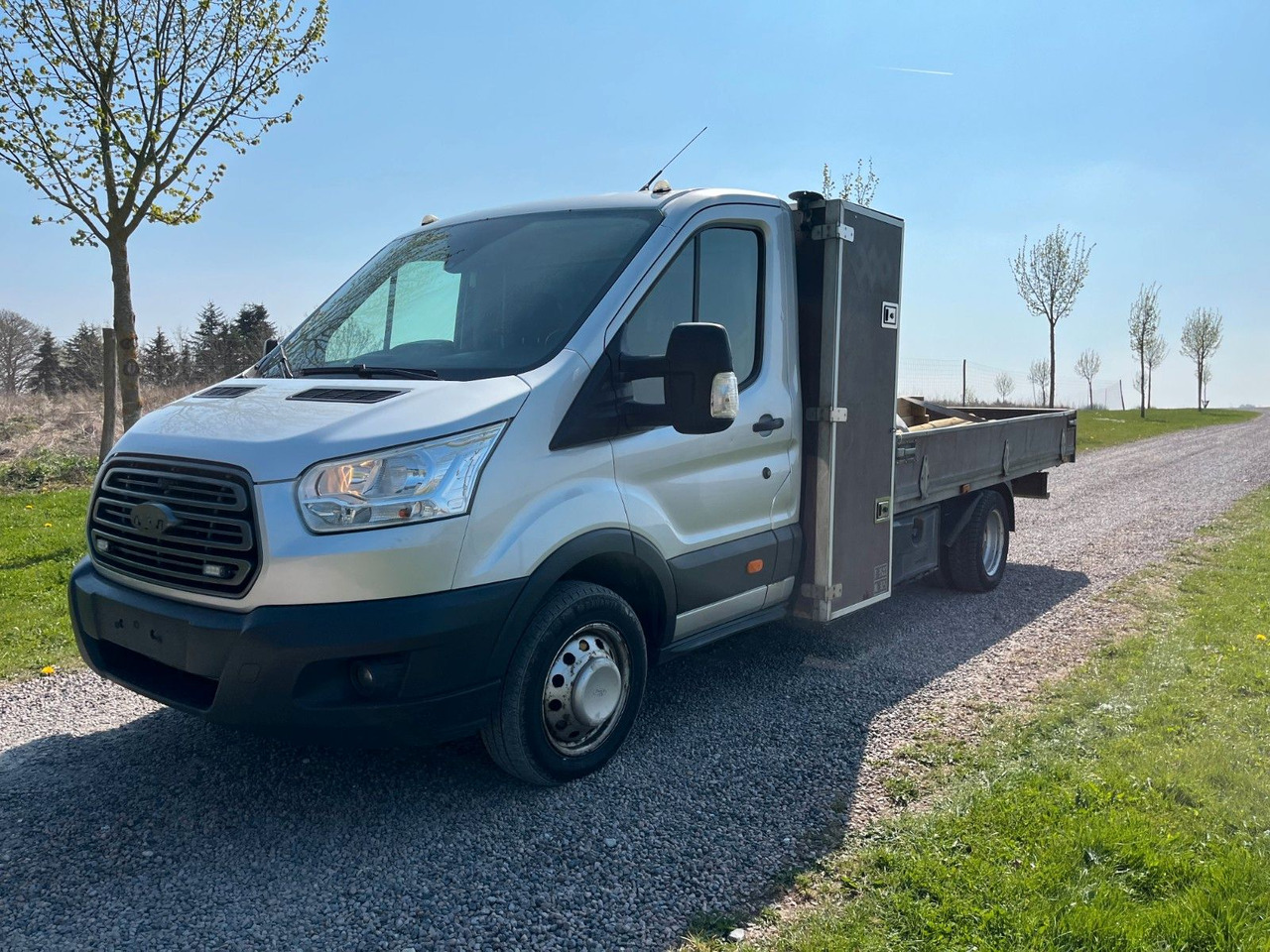 Ford Transit Pritsche 470 L3 Einzelkabine - Dodávka valník: obrázek 1 Ford Transit Pritsche 470 L3 Einzelkabine - Dodávka valník: obrázek 1