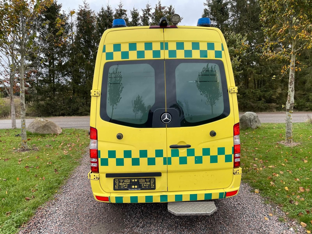 Mercedes-Benz Sprinter II 316 CDI Aut Ambulance Mercedes-Benz Sprinter II 316 CDI Aut Ambulance - Furgon: obrázek 5 Mercedes-Benz Sprinter II 316 CDI Aut Ambulance Mercedes-Benz Sprinter II 316 CDI Aut Ambulance - Furgon: obrázek 5