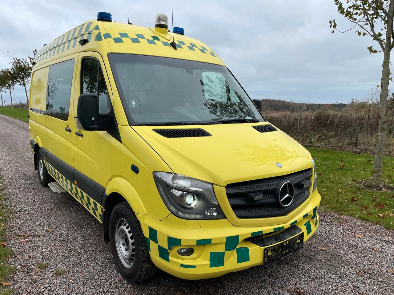 Mercedes-Benz Sprinter II 316 CDI Aut Ambulance Mercedes-Benz Sprinter II 316 CDI Aut Ambulance - Furgon: obrázek 1 Mercedes-Benz Sprinter II 316 CDI Aut Ambulance Mercedes-Benz Sprinter II 316 CDI Aut Ambulance - Furgon: obrázek 1